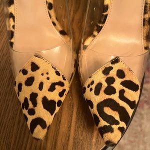 Steve Madden Clear Animal Print Pump Size 8.5M. Classy/ Sexy. Worn 2x